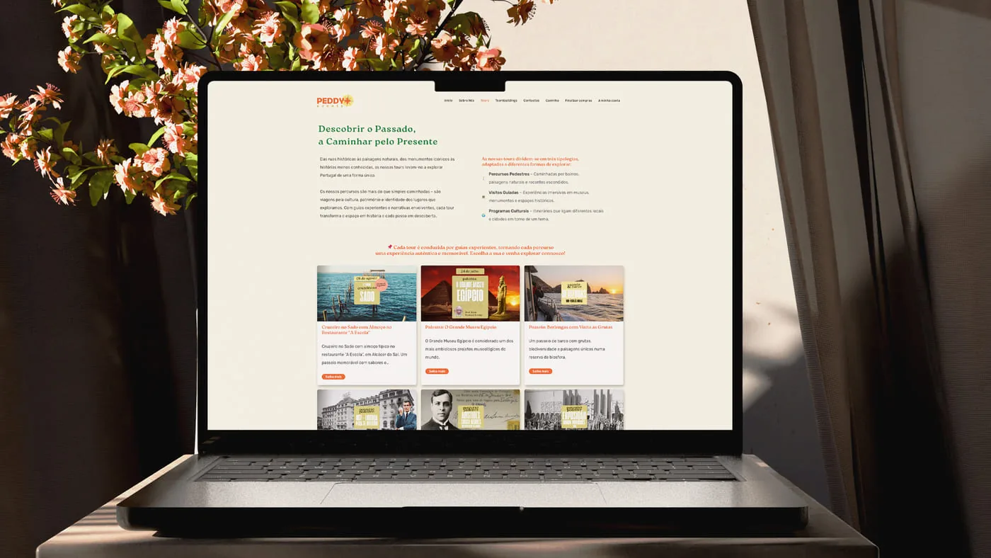 Website da Peddy+ com o sistema de reservas online, apresentado num portátil